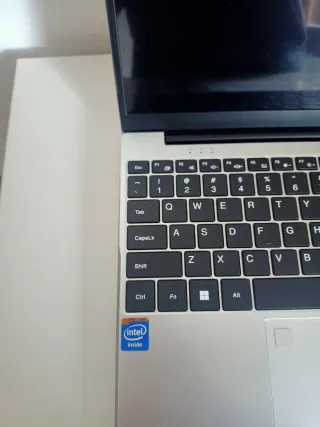 Portátil 16GB RAM 256GB SSD Plata