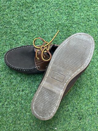 Zapatos náuticos de piel marrones