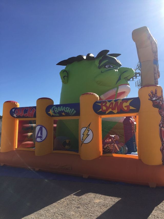 2 Carros Embutidos Metálicos