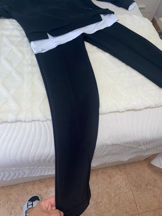 Conjunto chándal negro y blanco