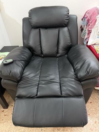 Poltrona per anziani in similpelle nera
