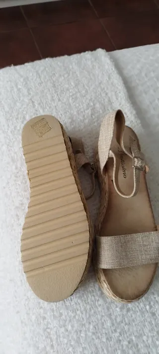 Sandalias esparto beige