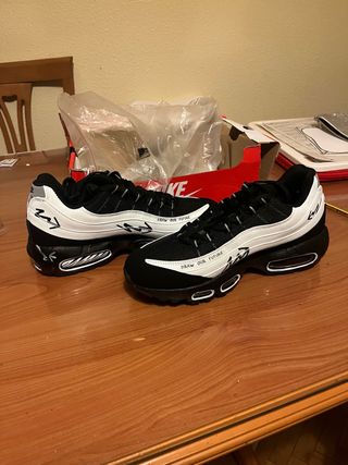 Nike Air Max 95 Negro y Blanco