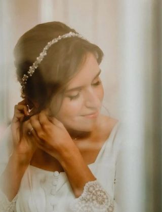 Tocado/Diadema Novia Hecho a Mano. Boda.