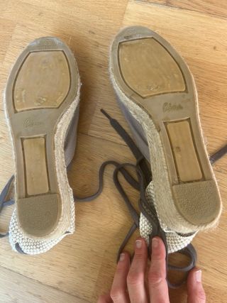 Sandalias Castañer cuña esparto 39.Marrón grisáceo