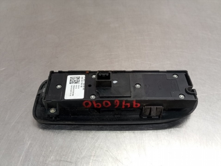MANDO ELEVALUNAS DELANTERO IZQUIERDO FORD C-MAX (