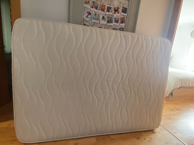 Colchón casi sin uso (1 mes) 