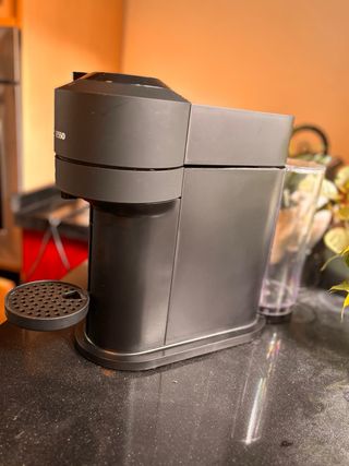 Cafetera Nespresso Vertuo Krups Negra