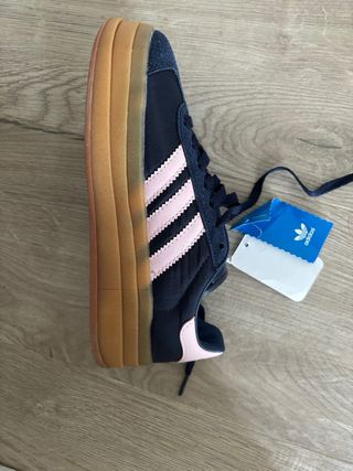 Zapatillas Adidas Gazelle Azul y Rosa