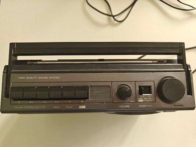Radio portatile vintage Hitachi TRK-510E