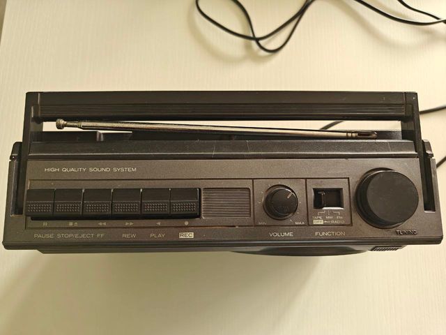 Radio portatile vintage Hitachi TRK-510E