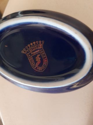 Conjunto de época azul y dorado