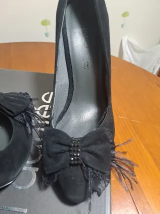 Elegantisimos Zapatos Negros Tacón