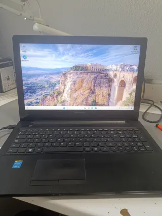Computer portatile Lenovo JVHF C1 nero