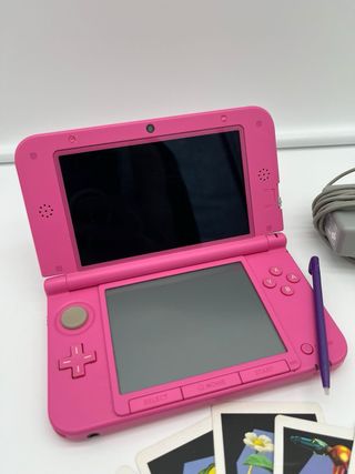 Nintendo 3DS XL Rosa + Giochi e Accessori