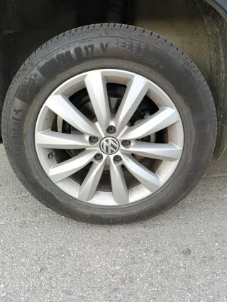 Volkswagen Tiguan 2015