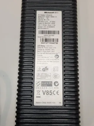 Fuente Alimentación y disco duro de 20gb Xbox 360 
