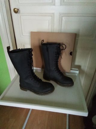 Botas clásicas Dr. Martens altas mujer, talla 34
