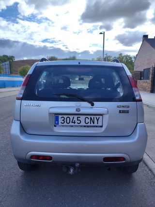 Suzuki Ignis 2004