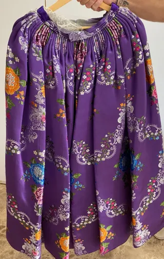 Traje de Fallera en tonos Morados