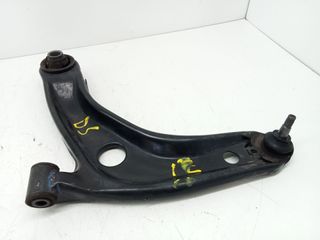 BRAZO SUSPENSION INFERIOR DELANTERO IZQUIERDO TOYOTA YARIS (2)