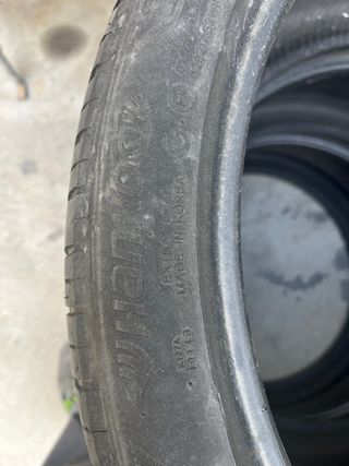 Neumáticos 285/35 R22 106Y  
4 neumáticos 100€ los