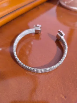 Pulsera plateada de malla