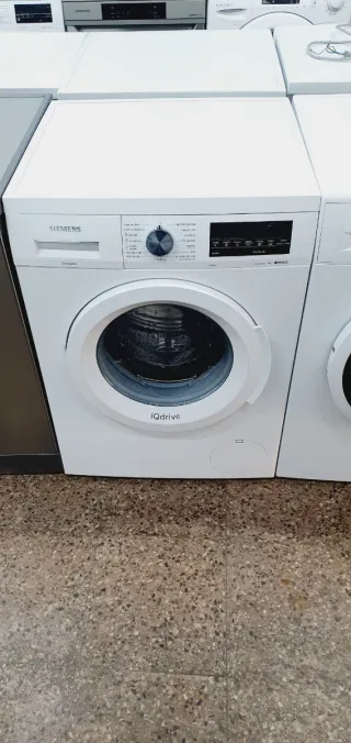 Lavatrice Siemens iQdrive White