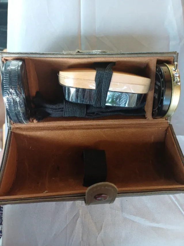 Estuche Limpieza Calzado Marrón y Dorado