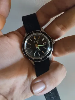 Reloj Seiko Automático Negro y Plateado