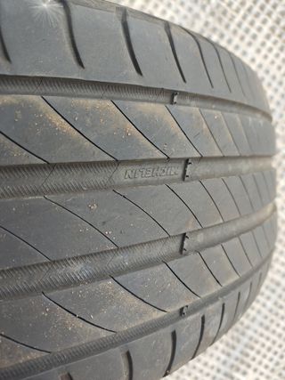 Neumático Michelin Primacy 4 215/55 R17