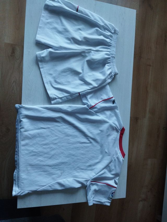 3 Camisetas de Fútbol