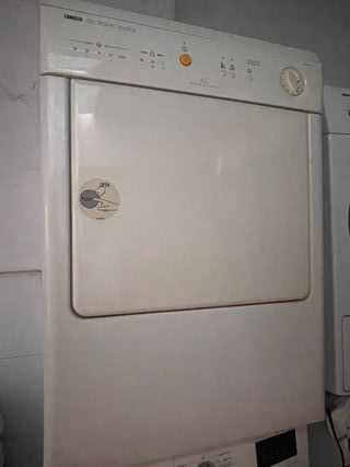 Secadora Zanussi TDE 4224