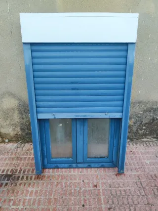 Ventana aluminio gris oscuro 1.20x84