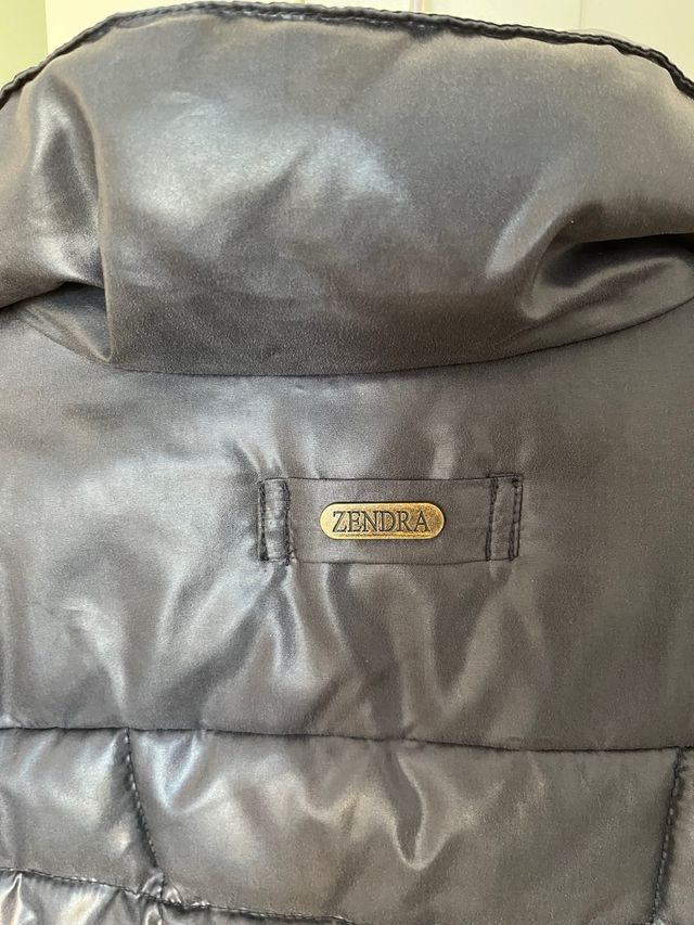 Plumas azul marino Zendra