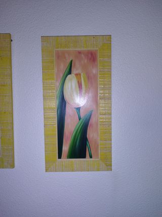 Conjunto de 3 cuadros de tulipanes amarillos