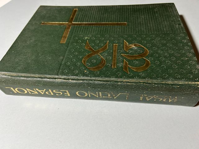 Misal Latino Español - Comisión Episcopal 1967