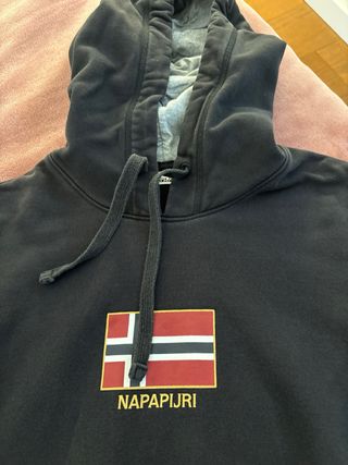 Sudadera Napapijri Negra con Capucha