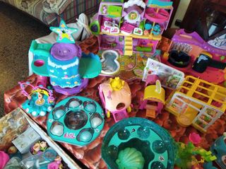 Lote de muñecas y casas Pin y Pon