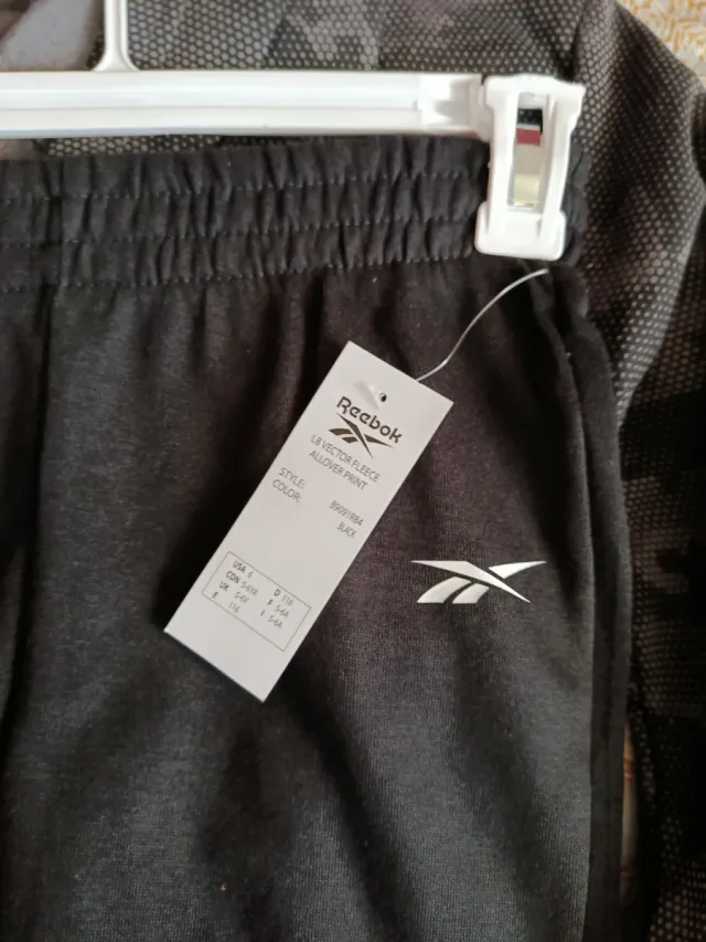 Chándal Reebok Talla 5-6 Años