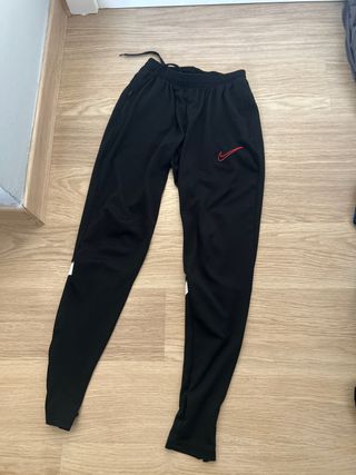 Pantalones deportivos Nike negros