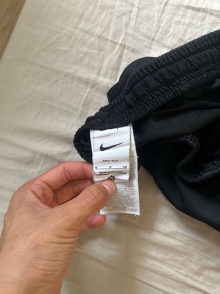 Pantalones deportivos Nike negros