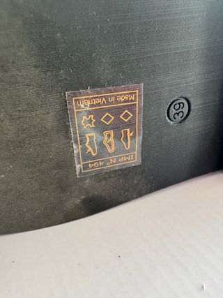 Sandalias Romanas Les Tropéziennes Negras y Dorada