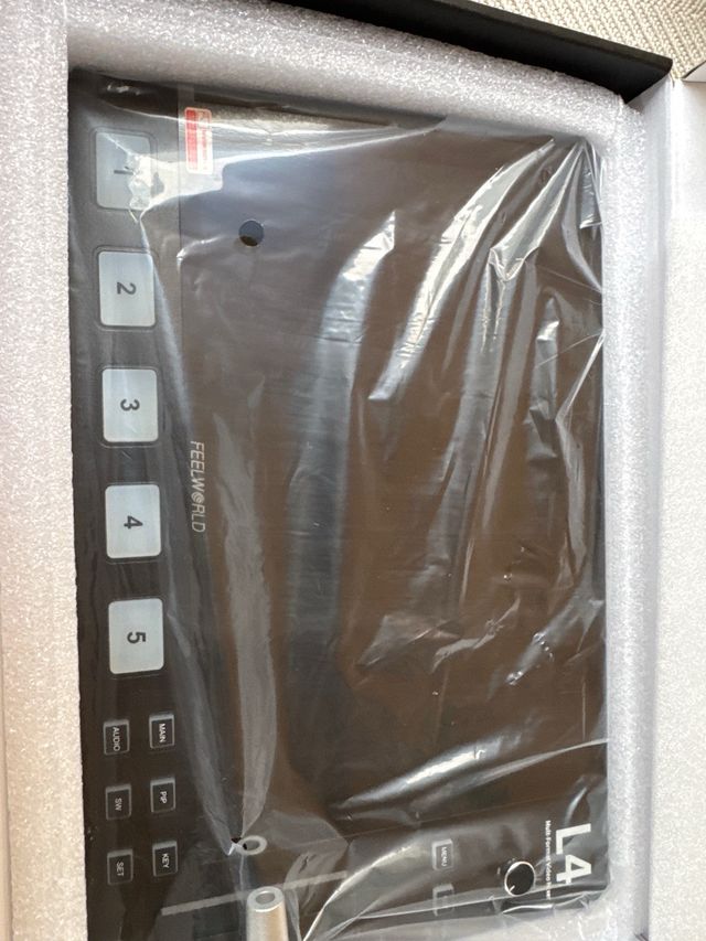 FEELWORLD L4 Conmutador de vídeo 10.1 5-CH