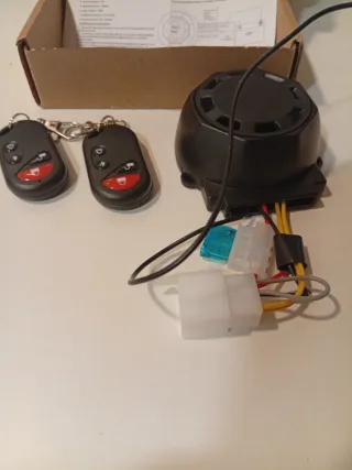 Alarma Moto 12V 2 Mandos Potente Sirena