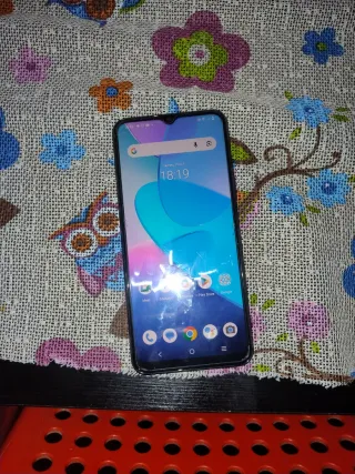 Telefono Vivo V2028 