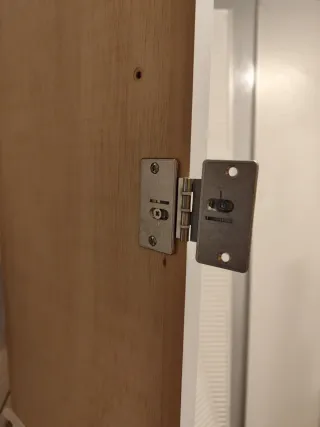 Puertas de armario abatibles