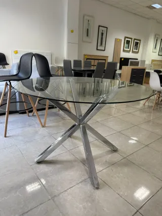 Mesa redonda cristal y metal
