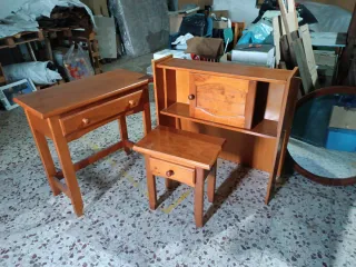 Mesa y mueble auxiliar madera