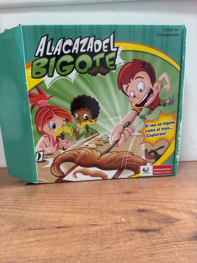 Juego de mesa Alacazadel Bigote